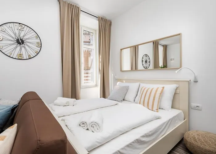 Apartman Harbour View *